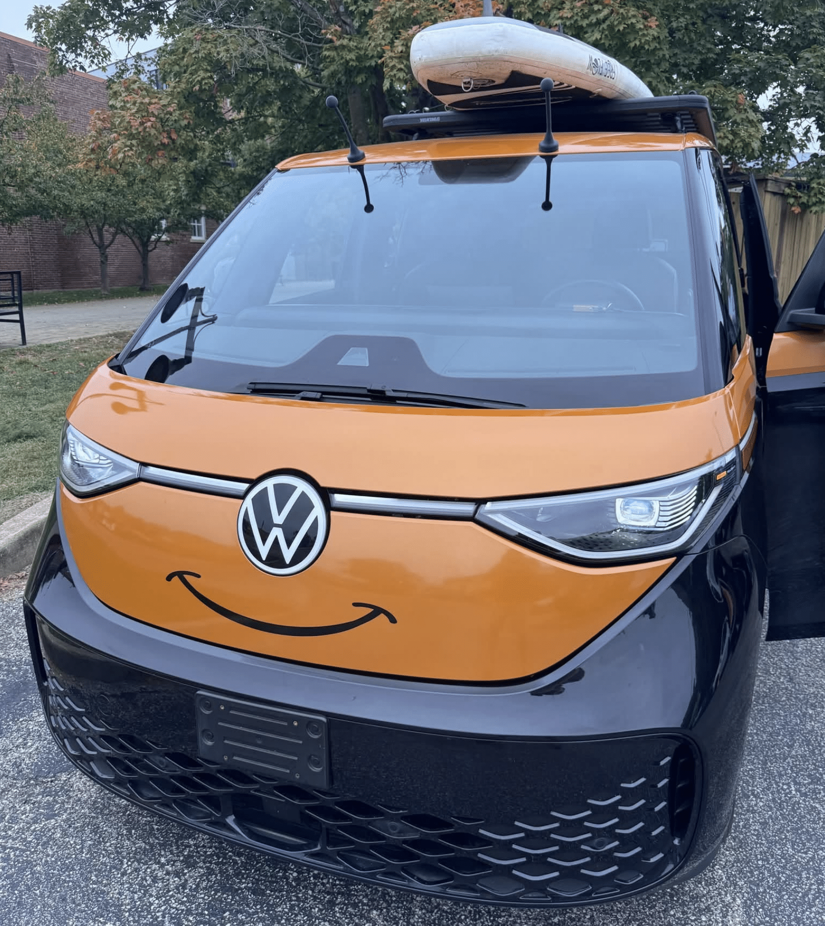 Surfer Bee - VW ID.Buzz